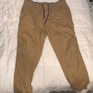 Men’s Khaki Jogger Pants